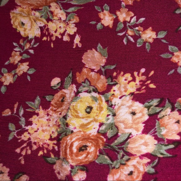 Forever 21 Floral Romper - Picture 3 of 4